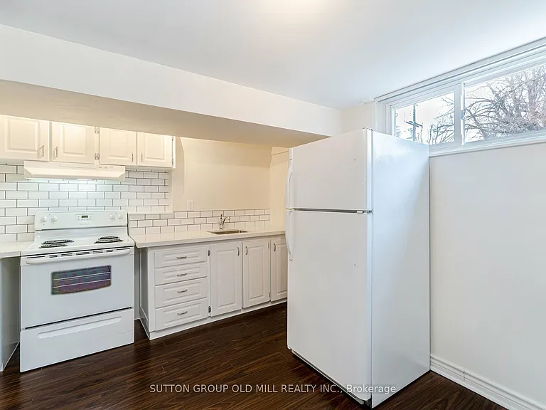 5 Applefield Dr #LOWER — Photo 19