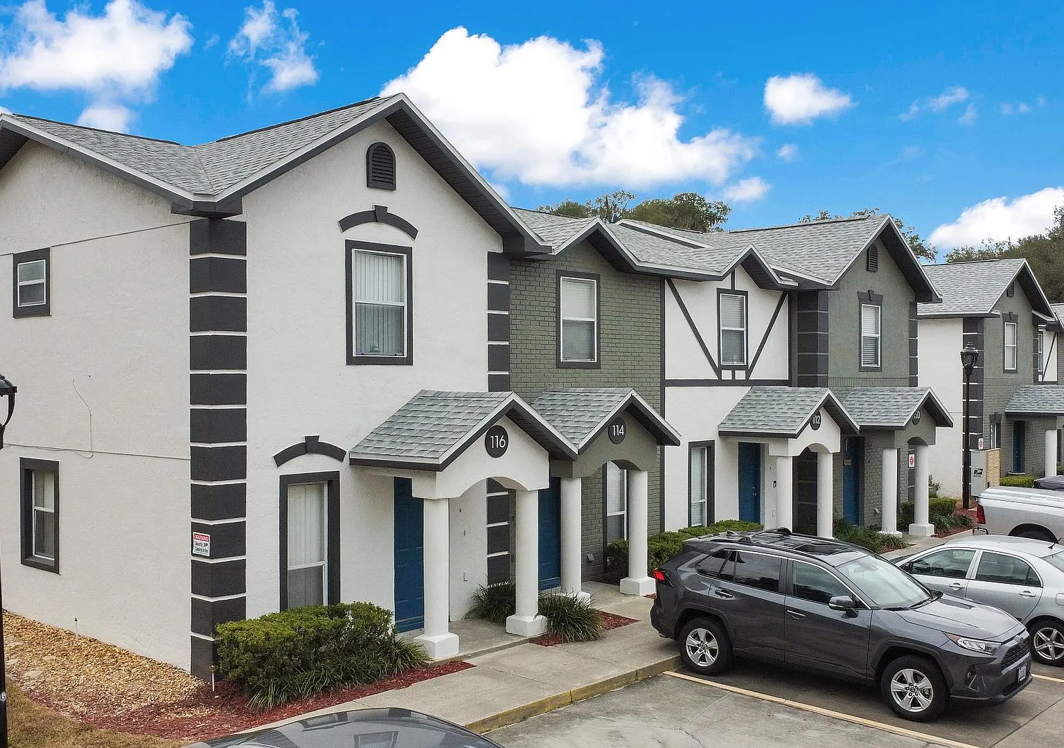 Village Park Townhomes | 2 & 3 Bedroom Apartments in Lady Lake, FL — Photo 2