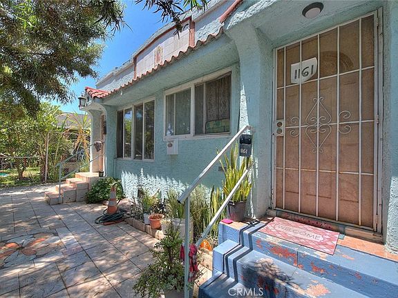 5th image of 1159 E 74th St
