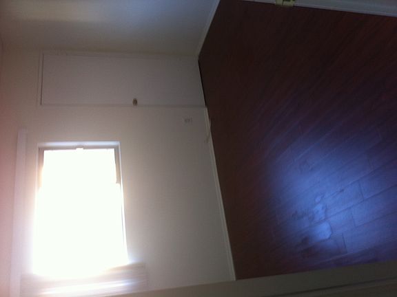 5th image of 5252 Hermitage Ave APT 8