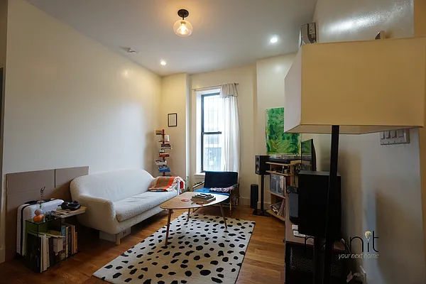 Rented by Rennit Inc. | media 3