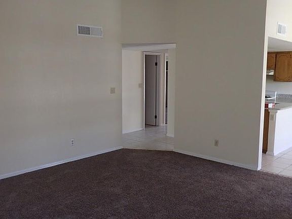 4th image of 10905 Rogers Hornsby St