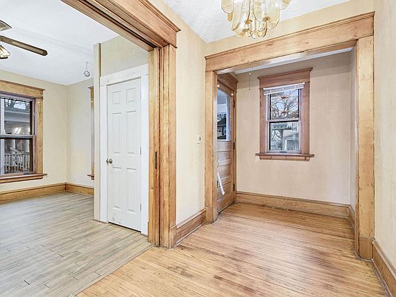 4th image of 428-430 W 17th St