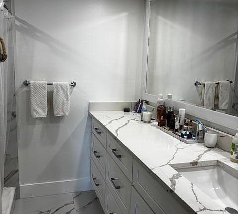 4th image of 20 Royal Palm Way #6010