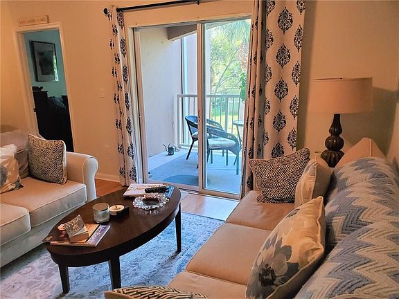 5th image of 5060 Fairways Cir APT F212