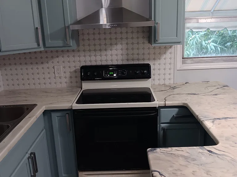 204 NW 11th Ave #B — Photo 4