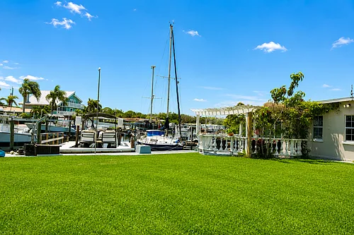 4452 Topsail Trl Photo 1