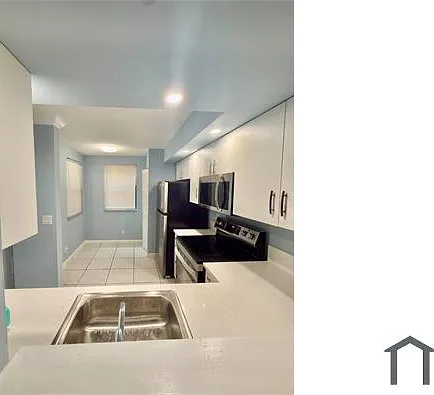 2501 NW 56th Ave — Photo 12