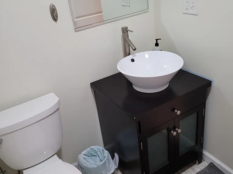17 Seabreeze Ave #1 — Photo 6