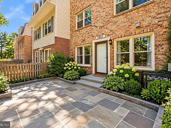3rd image of 7851 Coddle Harbor Ln