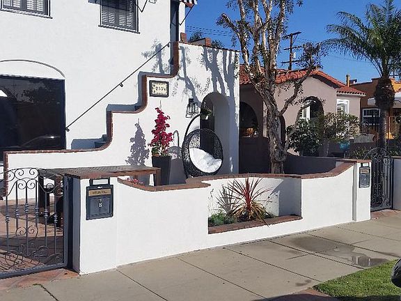 2nd image of 233 1/2 Granada Ave