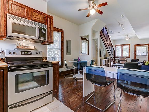 4th image of 1007 Eleanor St APT 1