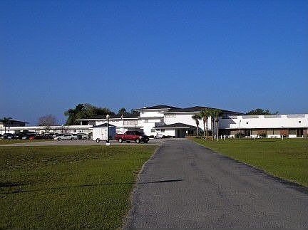2nd image of 809 Plumosa Dr