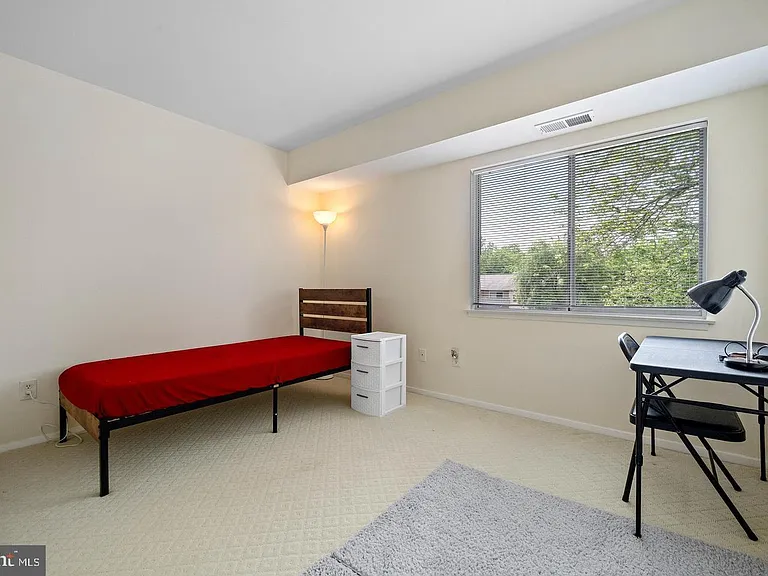 7984 Audubon Ave #203 — Photo 16