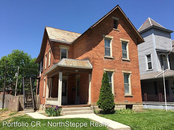 3rd image of 1441 Worthington St #17911859