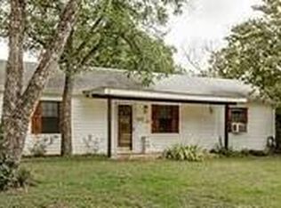 802 Hilltop Dr, Irving, TX 75060