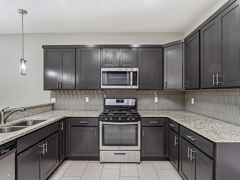 14925 Tierra Mirage Ave — Photo 11