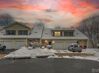 21 Maria Ct, Holmdel, NJ 07733