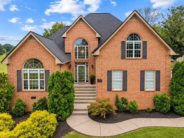 299 Karlee Dr, Lebanon, TN 37087