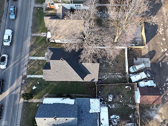 3rd image of 33 N Sherman Dr