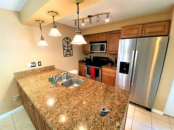 5th image of 8770 Live Oak Ct Unit 8770