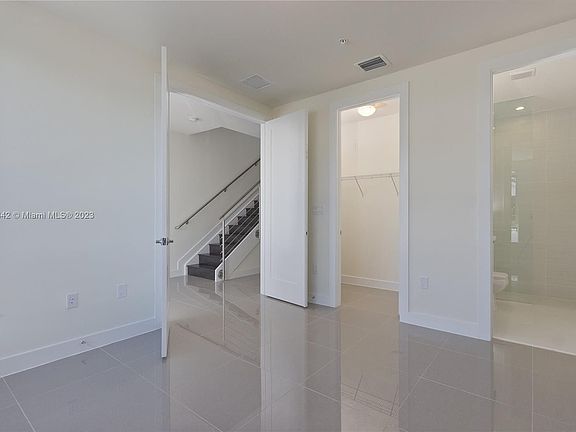 4th image of 10341 NW 64th Ln Unit 10341
