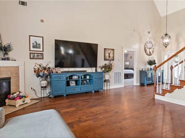 4514 Carroll St, Northport, AL 35475