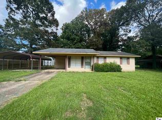 9216 Beechwood Dr, Bastrop, LA 71220