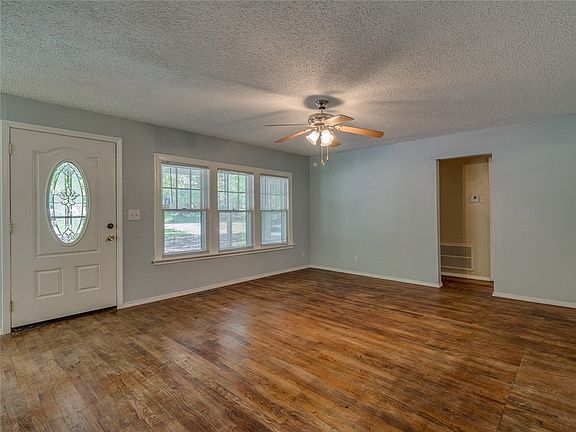 Lots of windows to let the light in.