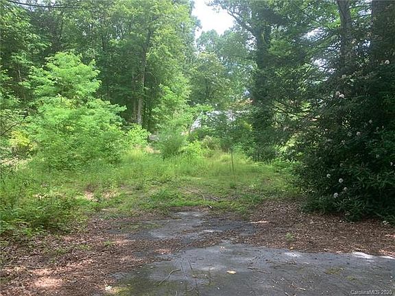 2nd image of 106 Nimbus Ln