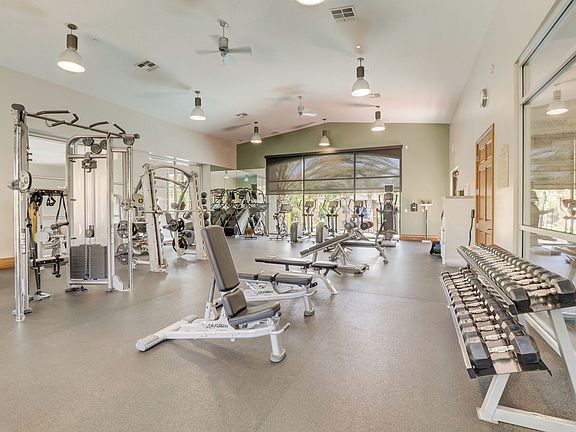 24/7 Gym