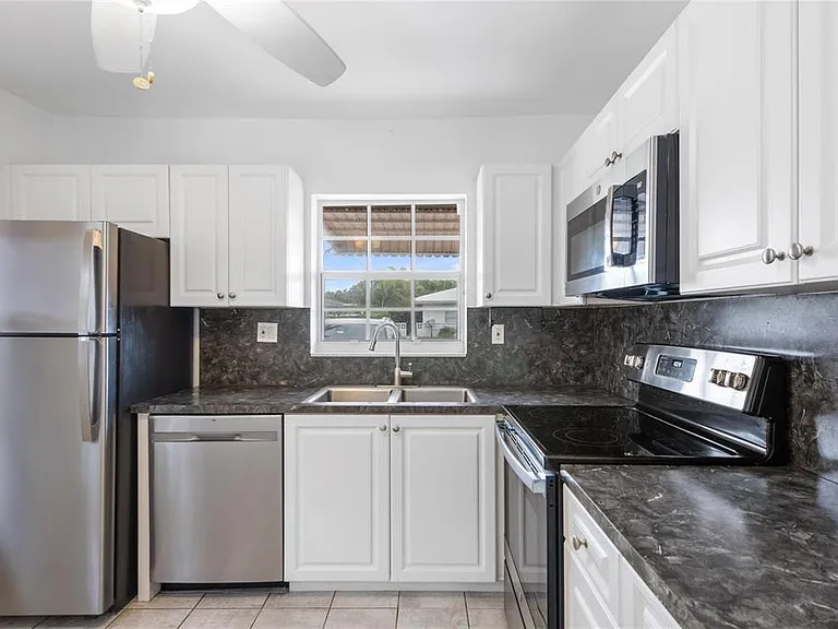 242 Neptune Ave #1-2 — Photo 2
