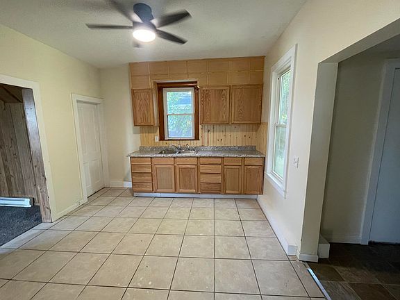2nd image of 97 White St