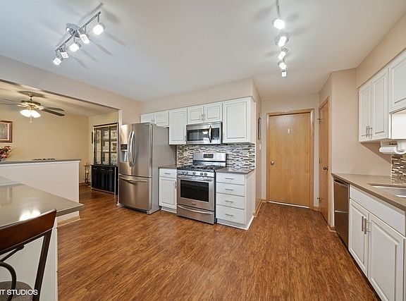 5th image of 18153 Lynn Dr