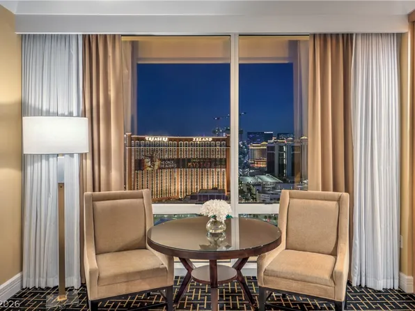 2000 N Fashion Show Dr Unit 3502, Paradise, NV 89109