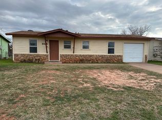 5425 Taos Dr, Abilene, TX 79605