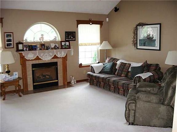 3rd image of 6551 Granny Smith Ln