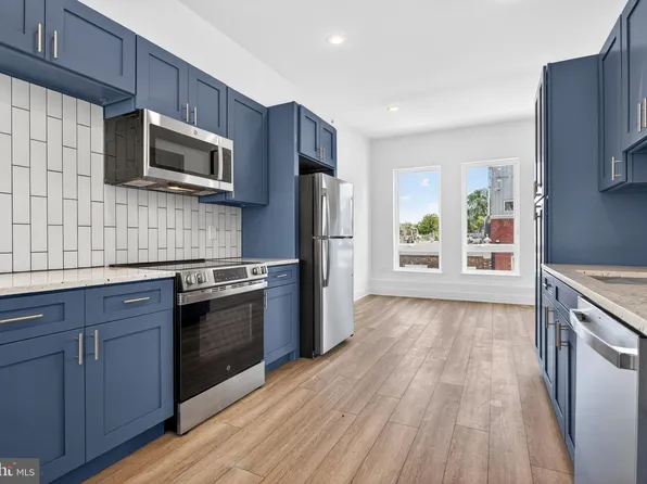 5121 Malcolm St, Philadelphia, PA