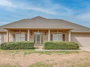 13854 Grand Pointe Blvd, Northport, AL 35475