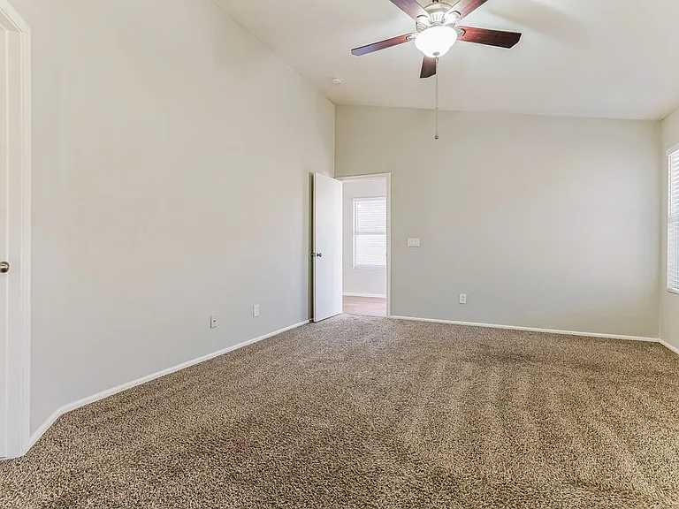 2625 S 156th Ave — Photo 10