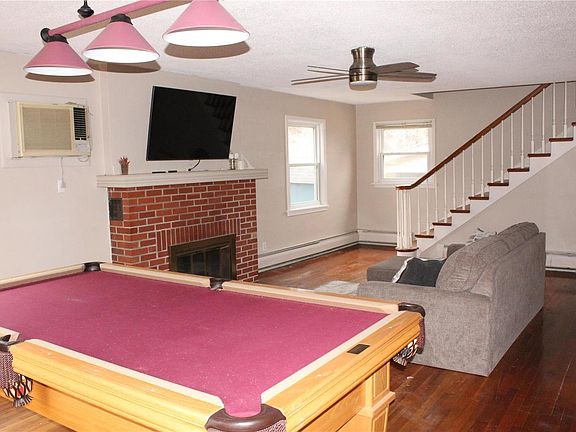 5th image of 516 N Elm St