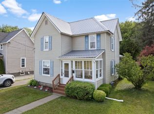 112 Elsbree St, Sayre, PA 18840