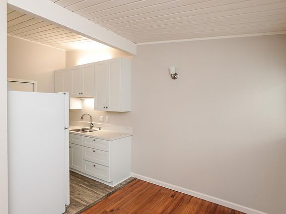 Dining area off of kitchen