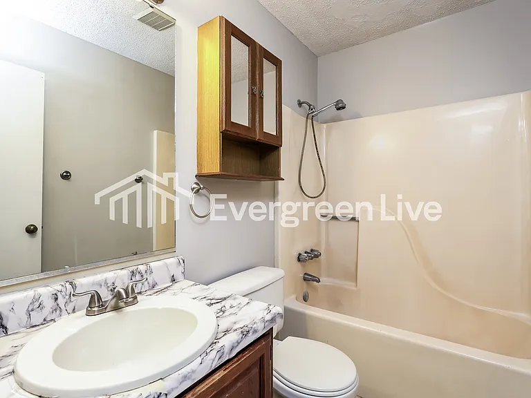 980 Hamilton Ridge Ln — Photo 10