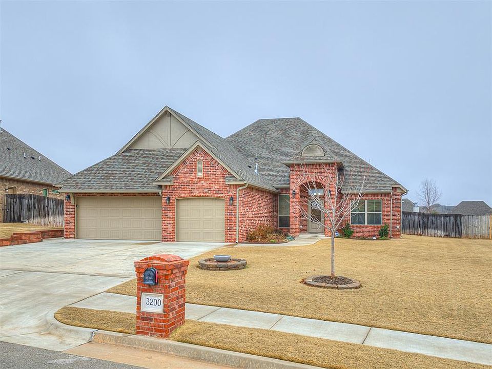 1st image of 3200 Drake Crest Dr