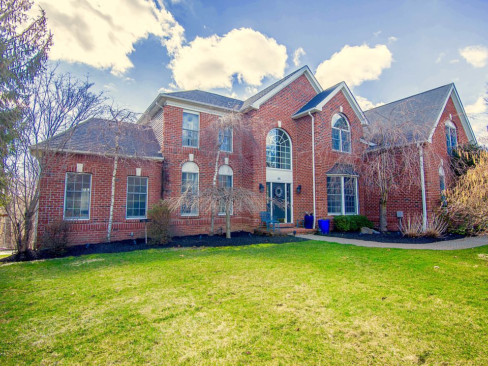 1st image of 88 Dimond Ave