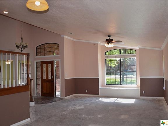 3rd image of 513 Northcliffe Dr