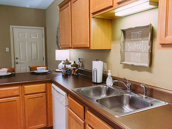 3rd image of 2270 Meadowlake Rd APT 506
