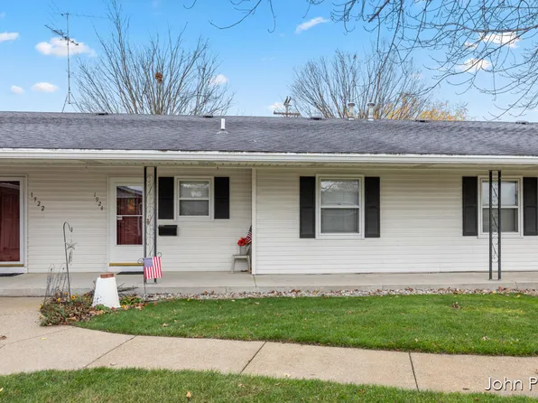 1924 Elizabeth Ln, Jenison, MI 49428