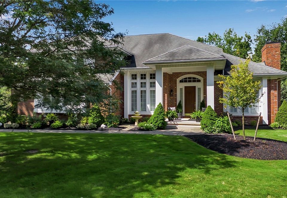 1st image of 52 Laurel Ln